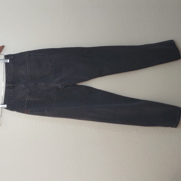 SLIGHTLY USED BDG URBAN OUTFITTERS STYLE MOM SIZE W24 COLOR CHARCOAL - Picture 7 of 9